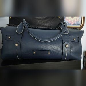 Salvatore Ferragamo Sophia Leather Bag - Navy Blue